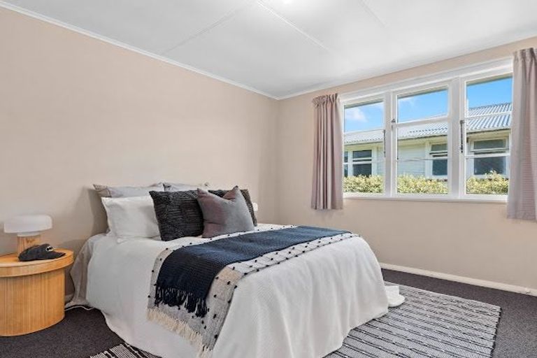Photo of property in 29 Railway Crescent, Masterton, 5810