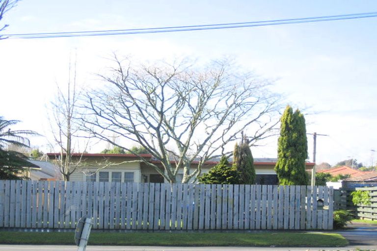 Photo of property in 315 Cambridge Road, Hillcrest, Hamilton, 3216