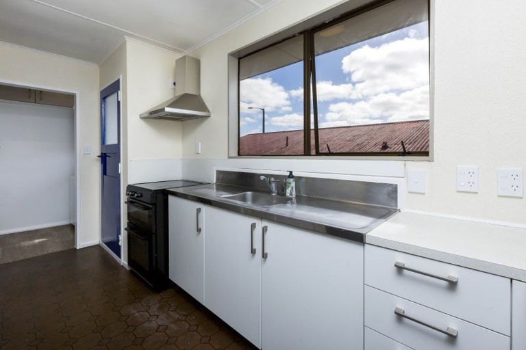 Photo of property in 119 Holborn Drive, Stokes Valley, Lower Hutt, 5019