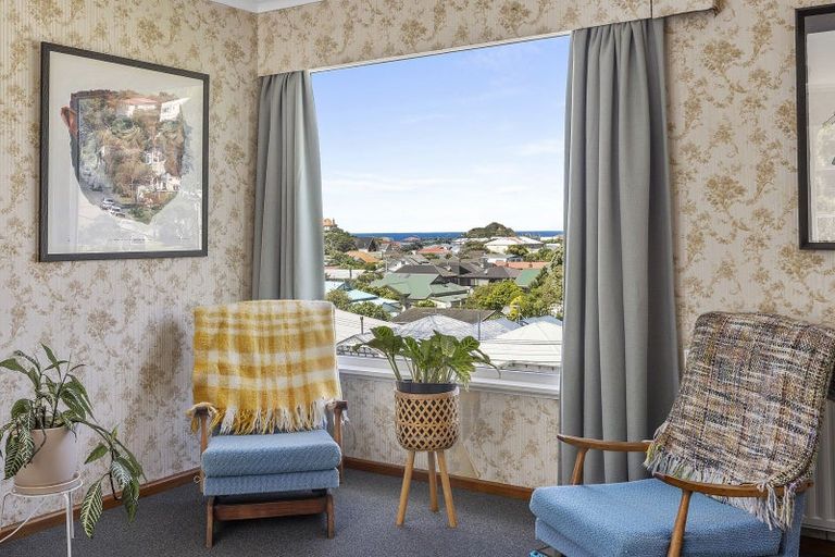 Photo of property in 14 Ribble Street, Island Bay, Wellington, 6023