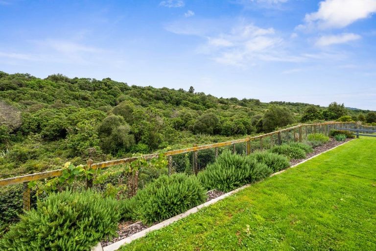 Photo of property in 188 Lisland Drive, Kinloch, Taupo, 3377