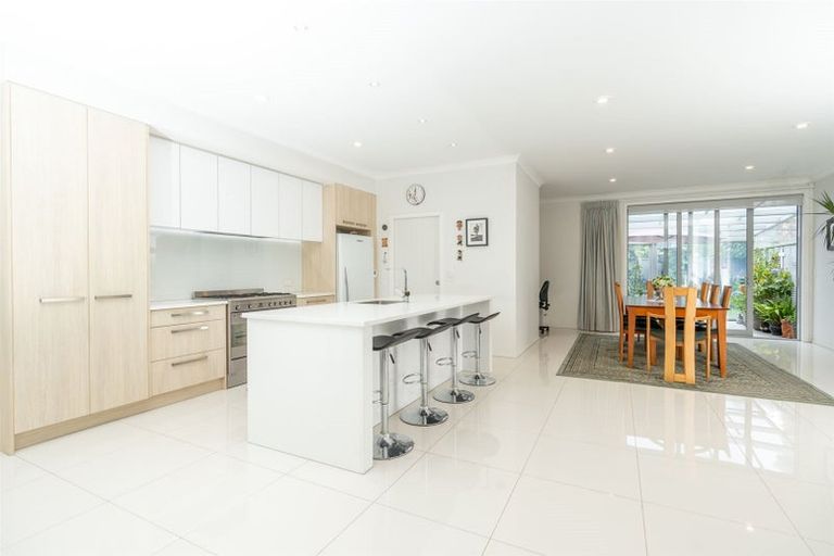 Photo of property in 1 Amokura Crescent, Flagstaff, Hamilton, 3210