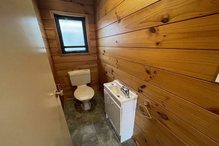 Photo of property in 2/30 Charles Dickens Drive, Mellons Bay, Auckland, 2014