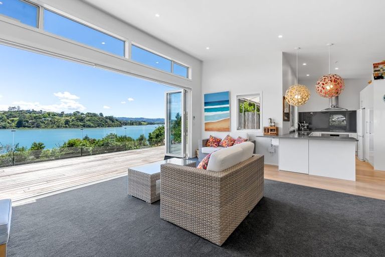 Photo of property in 1248 Sandspit Road, Sandspit, Warkworth, 0982