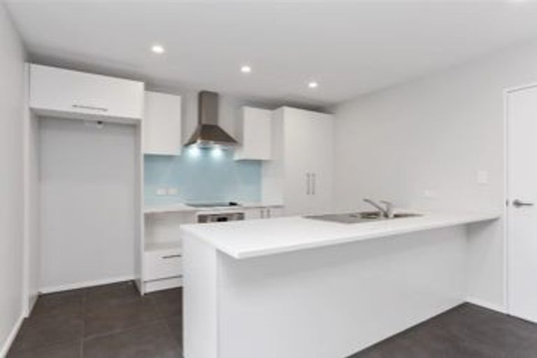 Photo of property in 17d Orchard Street, Avondale, Auckland, 1026
