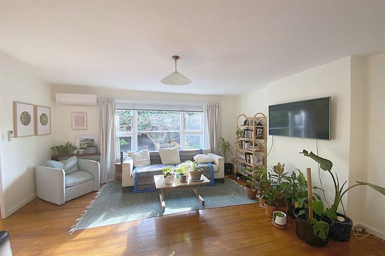 Photo of property in 1/25 Remuera Avenue, Cashmere, Christchurch, 8022