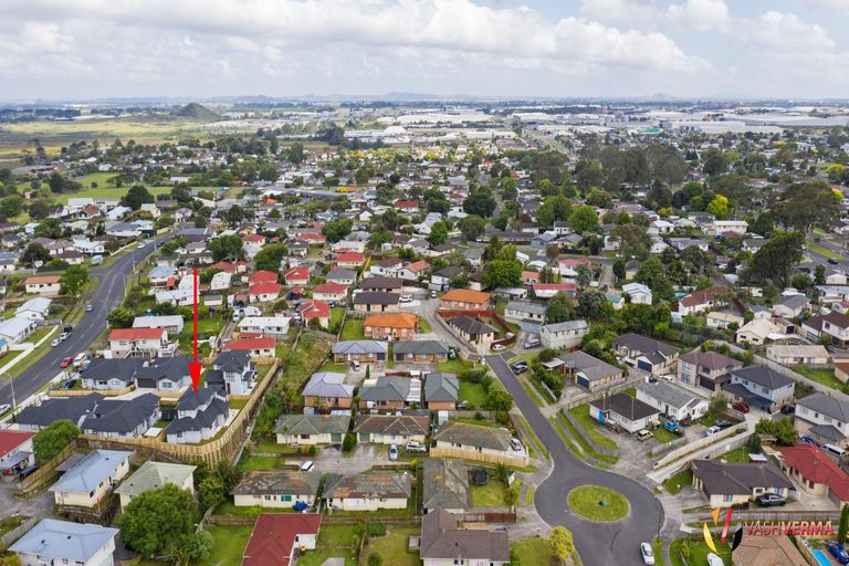 Photo of property in 93c Maplesden Drive, Clendon Park, Auckland, 2103