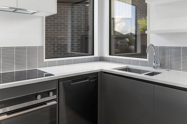 Photo of property in 4 Zadar Street, Kumeu, 0810