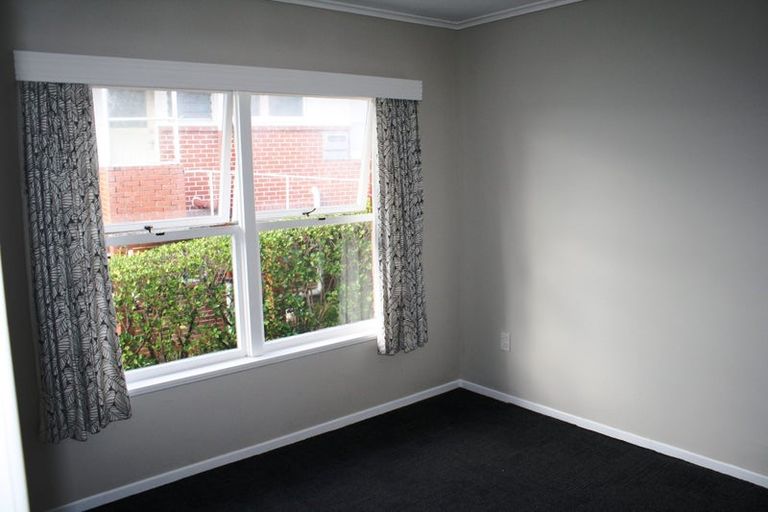 Photo of property in 11 Havelock Avenue, Forrest Hill, Auckland, 0620