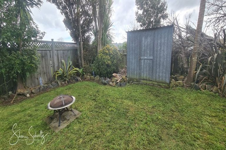 Photo of property in 35 Whaka Street, Maungaturoto, 0520