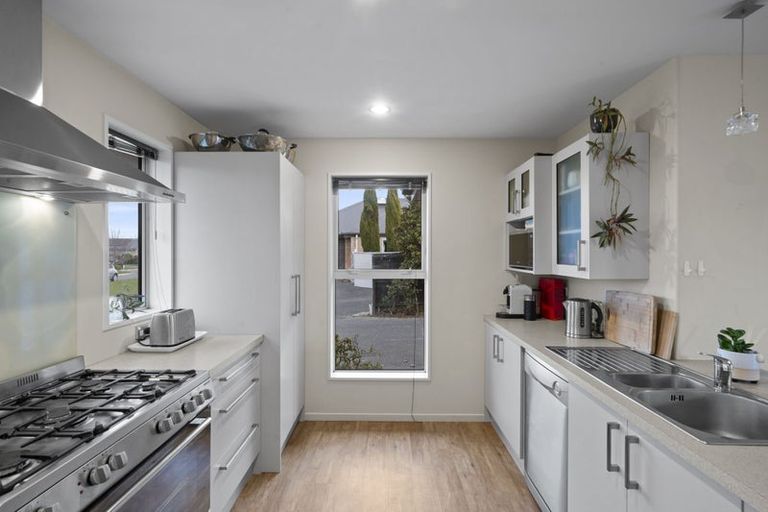 Photo of property in 50 Somerville Crescent, Aidanfield, Christchurch, 8025