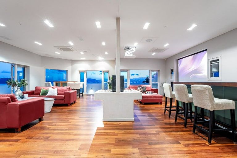 Photo of property in 66 Onslow Road, Khandallah, Wellington, 6035