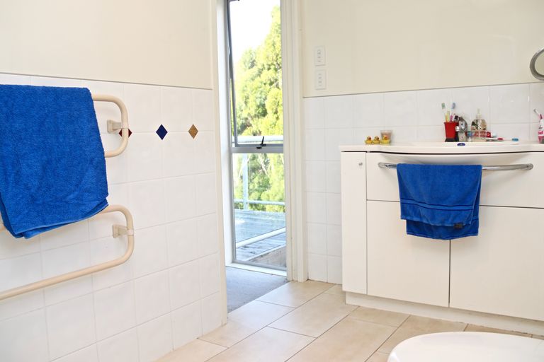 Photo of property in 18 Kennedy Street, Opua, 0200