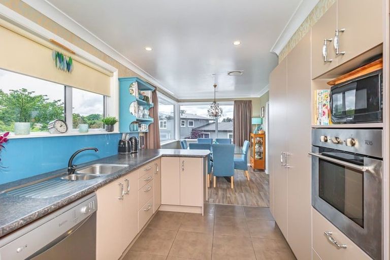 Photo of property in 261 Cambridge Street, Levin, 5510