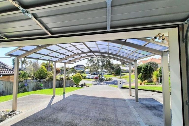 Photo of property in 7 Napa Court, Shamrock Park, Auckland, 2016