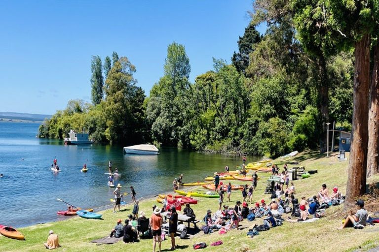 Photo of property in 1/852 Wily Terrace, Acacia Bay, Taupo, 3330