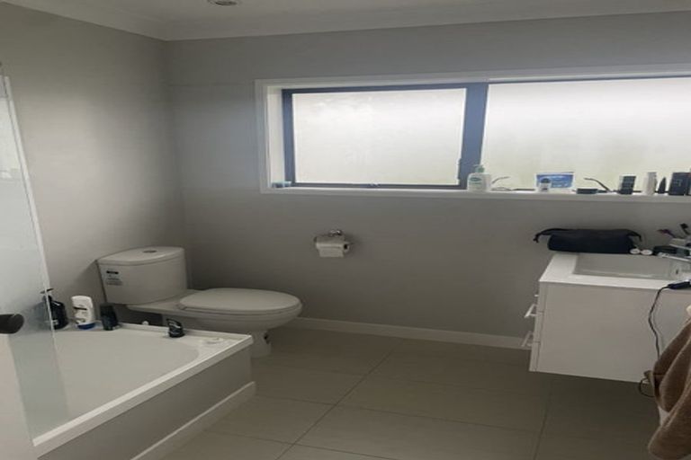 Photo of property in 32 Coronation Road, Hillcrest, Auckland, 0627