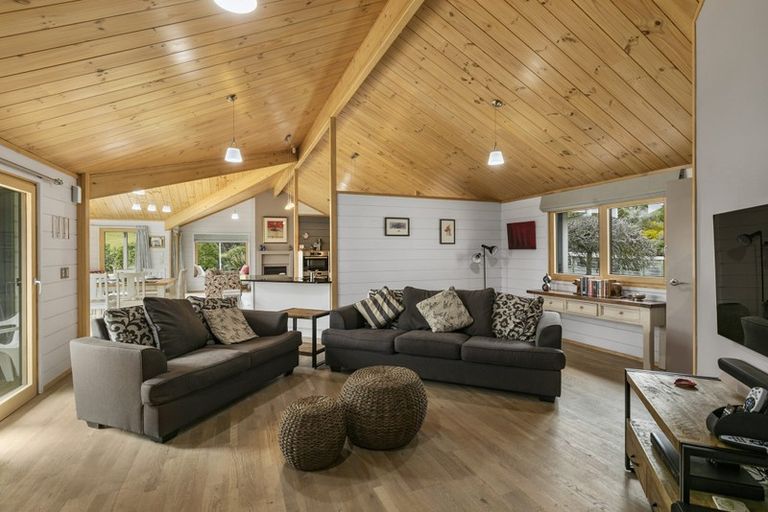 Photo of property in 31b Kakariki Way, Whitemans Valley, Upper Hutt, 5371