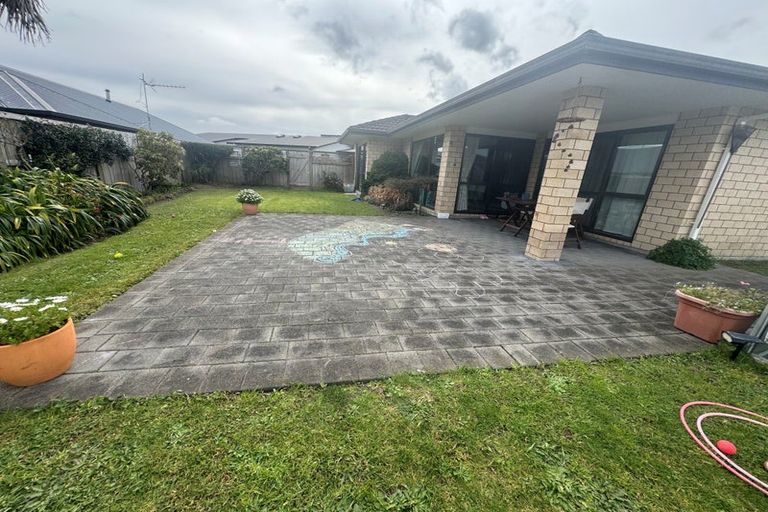 Photo of property in 32 Malbec Place, Rototuna, Hamilton, 3210