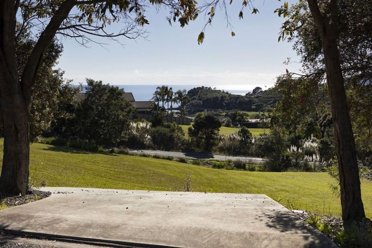 Photo of property in Coachmans Way, Cable Bay, 0420