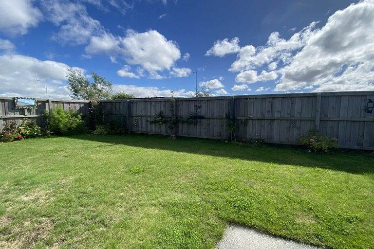 Photo of property in 8 Sholto Duncan Crescent, Halswell, Christchurch, 8025