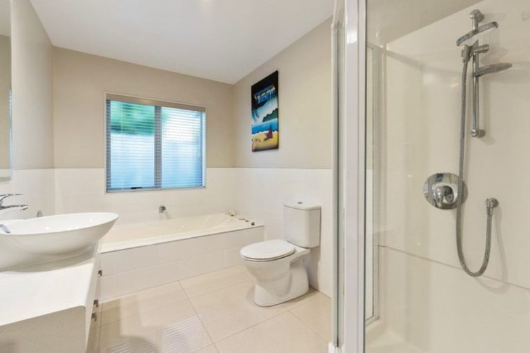 Photo of property in 23 Hendrika Court, Hobsonville, Auckland, 0618