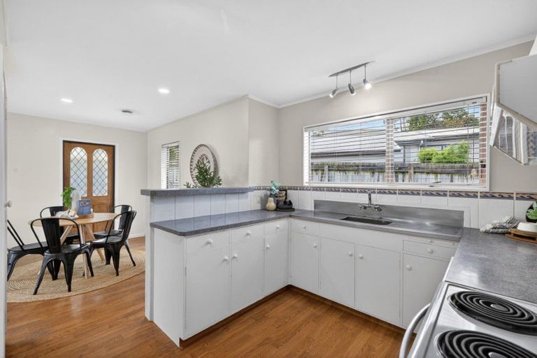 Photo of property in 28 Achilles Crescent, Welcome Bay, Tauranga, 3112