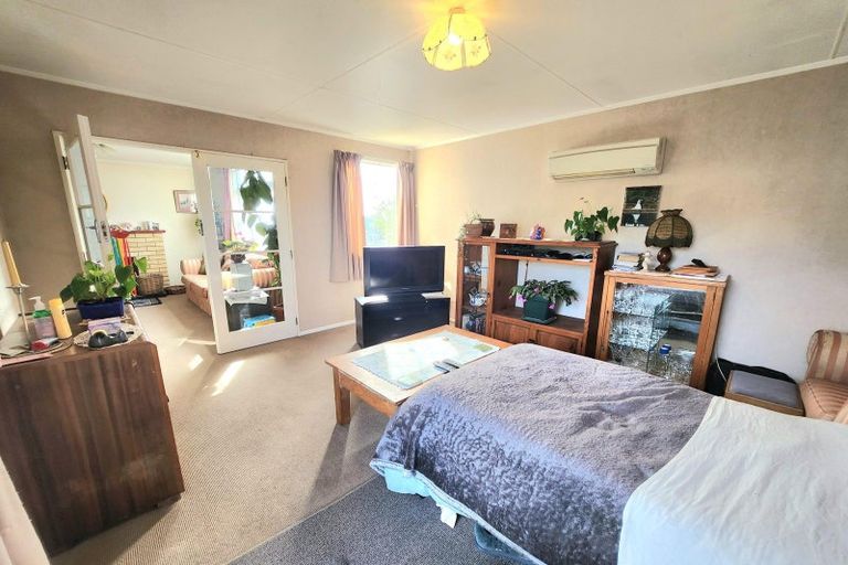 Photo of property in 72 Perth Street, South Hill, Oamaru, 9400