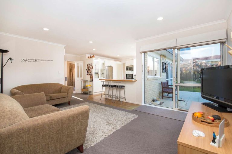 Photo of property in 4 Glanworth Place, Dannemora, Auckland, 2016