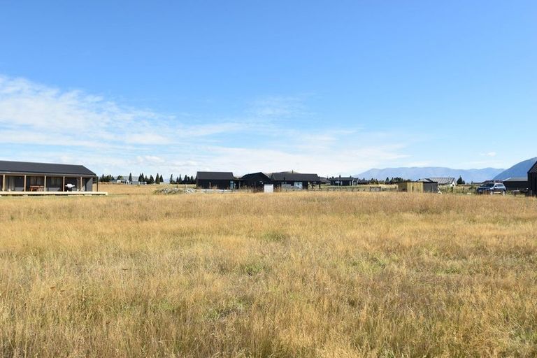 Photo of property in 16 Temple Drive, Twizel, 7901