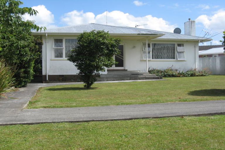 Photo of property in 16 Prince Street, Feilding, 4702