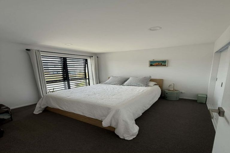 Photo of property in 8 Berba Lane, Westgate, Auckland, 0814