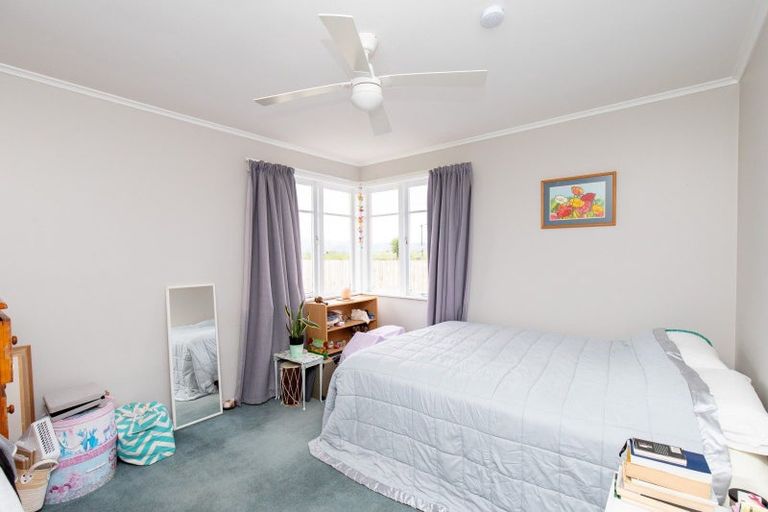 Photo of property in 5 Scott Street, Pipiroa, Ngatea, 3597