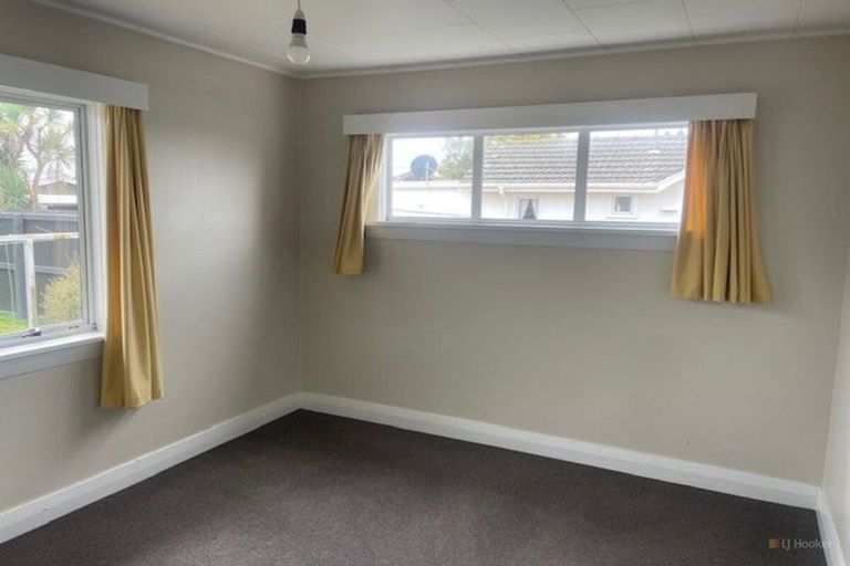 Photo of property in 8 Holmes Street, Waimate, 7924