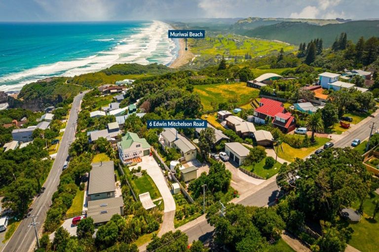Photo of property in 6 Edwin Mitchelson Road, Muriwai, Waimauku, 0881