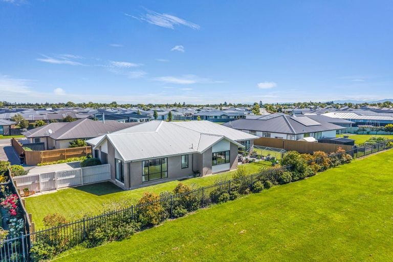 Photo of property in 41 Koura Drive, Rangiora, 7400