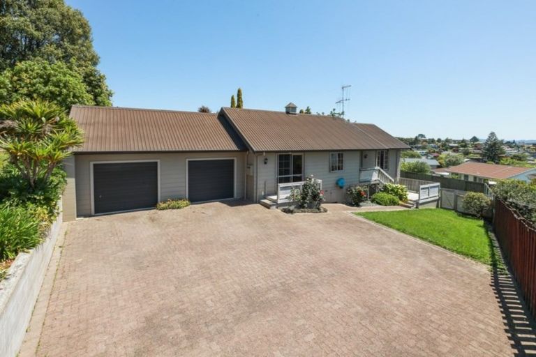 Photo of property in 4 Monique Place, Dinsdale, Hamilton, 3204