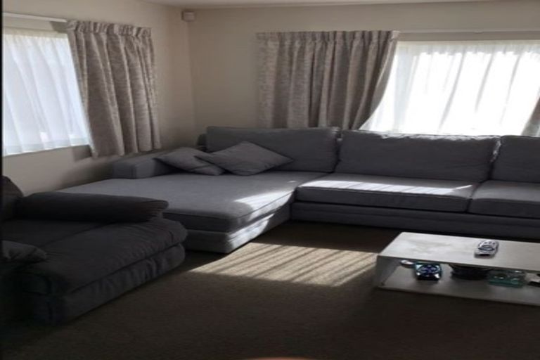 Photo of property in 12a Withers Road, Glen Eden, Auckland, 0602