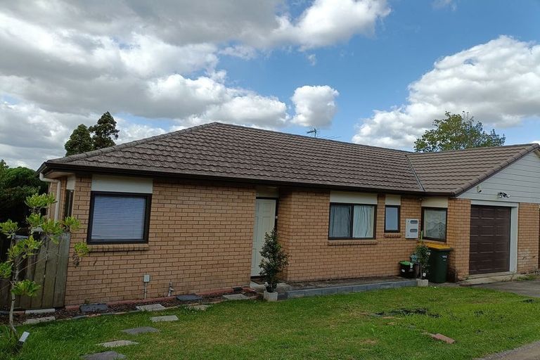 Photo of property in 70a Kayes Road, Pukekohe, 2120