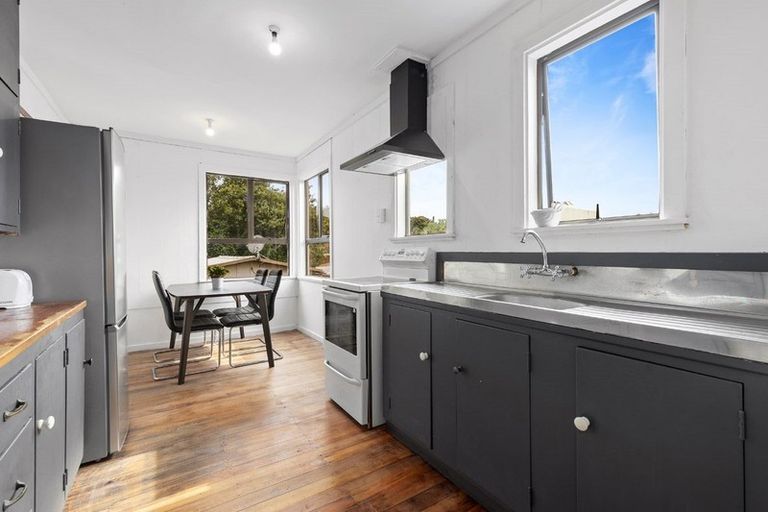 Photo of property in 42 Roosevelt Avenue, Onehunga, Auckland, 1061