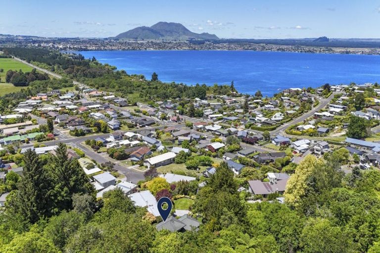 Photo of property in 17 Silich Street, Acacia Bay, Taupo, 3330