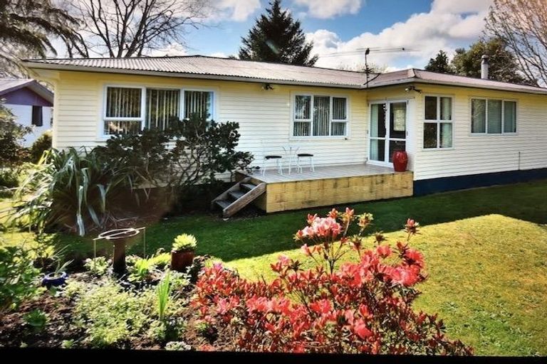 Photo of property in 7a Bunnythorpe Road, Papakura, 2110