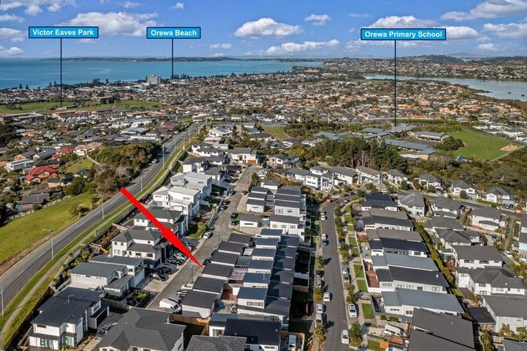 Photo of property in 54 Ascension Crescent, Orewa, 0931