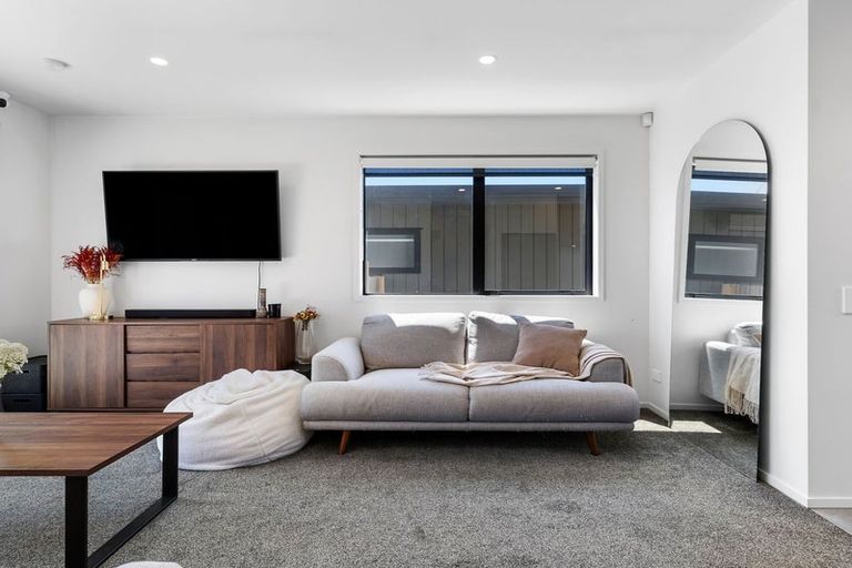 Photo of property in 13 Patrick Rice Drive, Swanson, Auckland, 0614