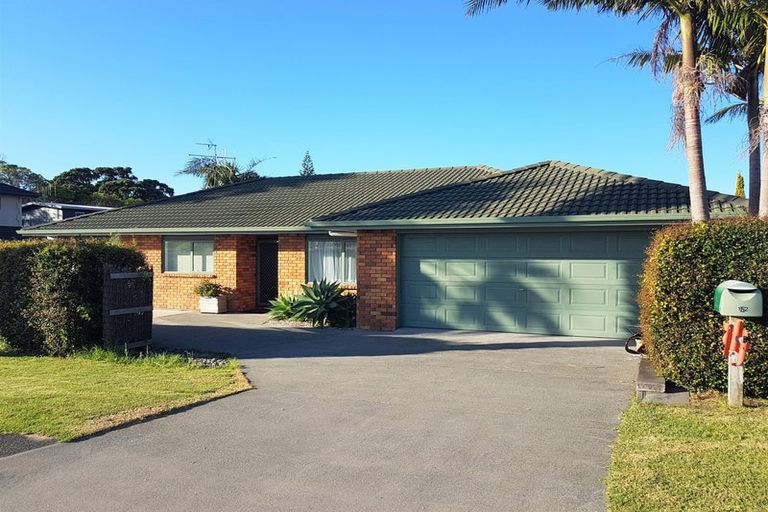 Photo of property in 152 One Tree Point Road, One Tree Point, 0118