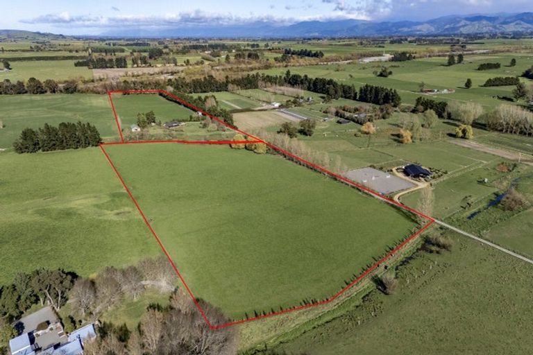 Photo of property in 360 Te Whiti Road, Homebush, Masterton, 5884