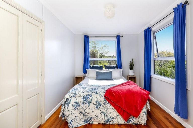 Photo of property in 89 Frankley Road, Frankleigh Park, New Plymouth, 4310