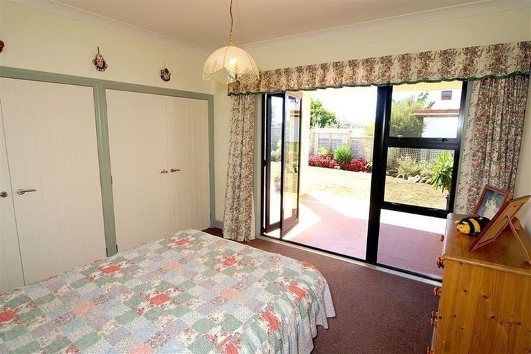 Photo of property in 51 Clansman Terrace, Gulf Harbour, Whangaparaoa, 0930
