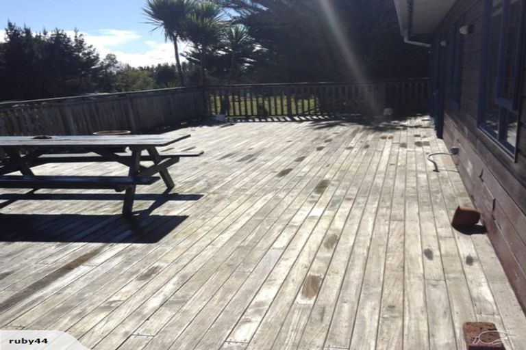 Photo of property in 54 Sunnyvale Road, Massey, Auckland, 0614