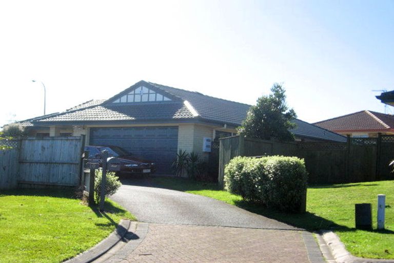 Photo of property in 10 Ashland Place, Weymouth, Auckland, 2103